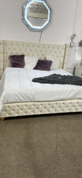 Cream Tufted Velvet Bed