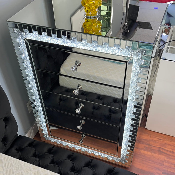 LED Mirrored Bedroom Chest w/Diamonds