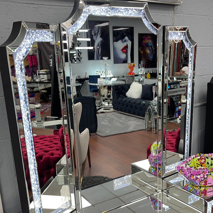 Glam Orlando Bluetooth Mirrored Vanity