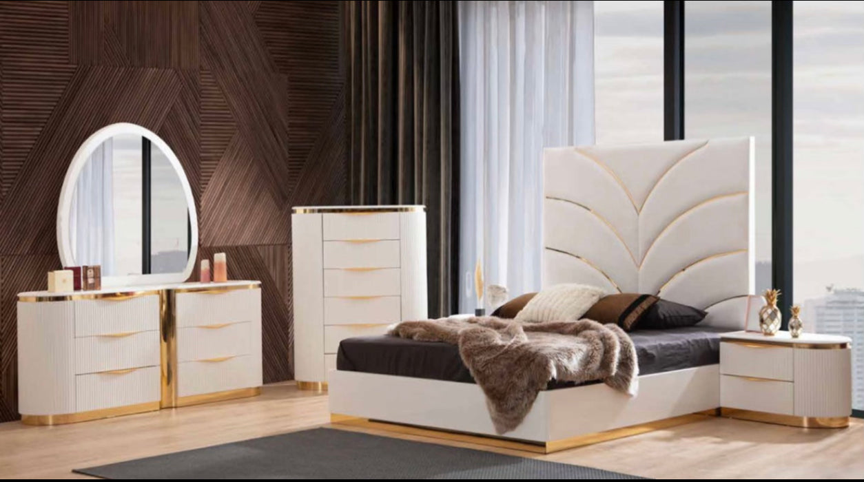 Laura Queen Bedroom Set