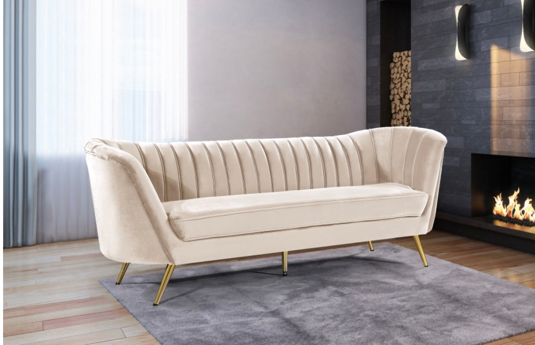 MarLagos Sofa & Love