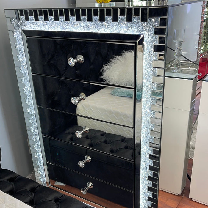 LED Mirrored Bedroom Chest w/Diamonds