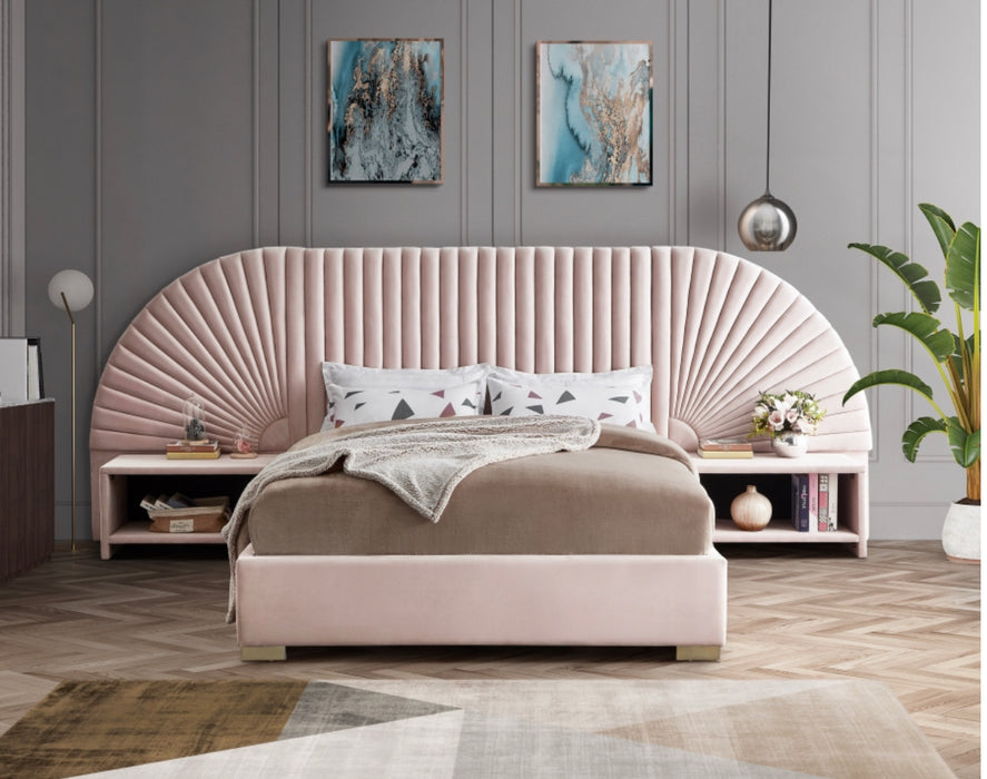 King Cleo Velvet Bed