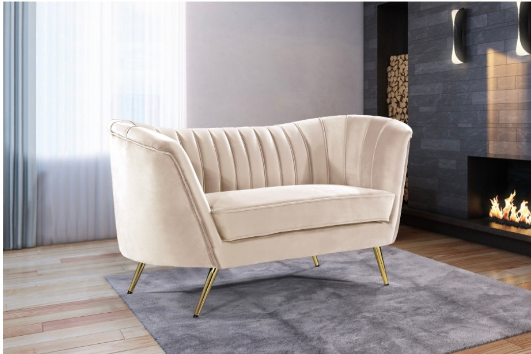 MarLagos Sofa & Love